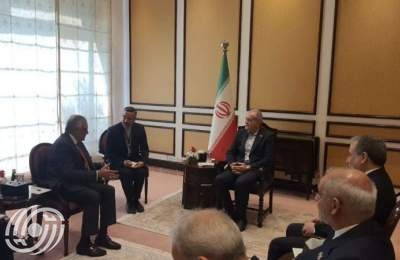 الرئيس بزشکیان يستقبل وزير الخارجية الباكستاني