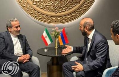 وزير الخارجية الإيراني يلتقي نظيره الأرميني
