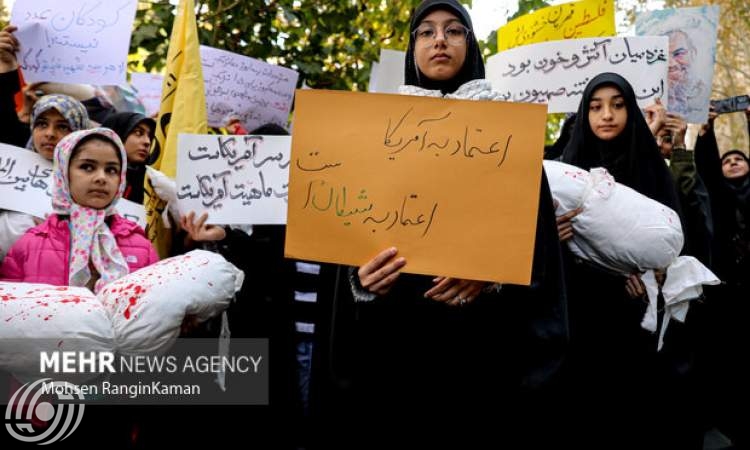 تنظيم مسيرة جماهيرية لدعم غزة أمام مكتب الأمم المتحدة في طهران
