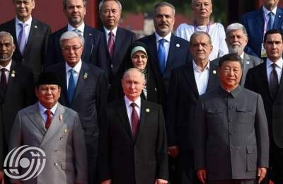 بحضور بزشکیان و رؤساء الدول العرض العسکري الصیني.