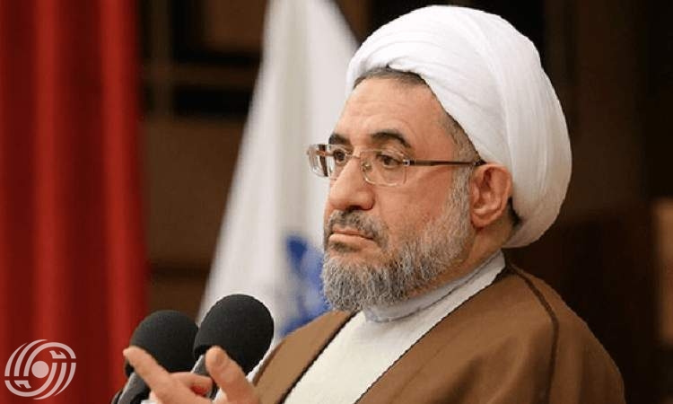 آية الله أراكي: على إيران تشكيل حركة عالمية للقضاء على أمريكا