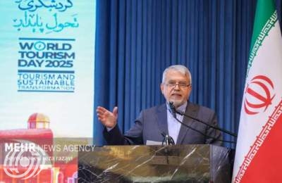 وزیر التراث الثقافی الایرانی: تم تدشین 1860 مشروعًا سیاحیًا فی البلاد خلال عام ونصف