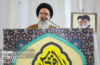 خطيب جمعة طهران: إذا أخطأت إسرائيل، فسنحرق تل أبيب وحيفا