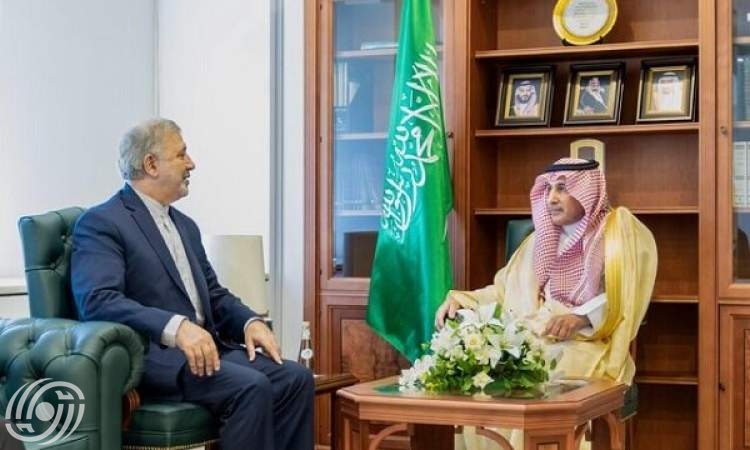 إيران والسعودية تجریان مشاورات لتعزيز العلاقات الثنائية