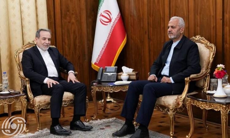 القائم باعمال السفارة الإيرانية في كابول يلتقي وزير الخارجية