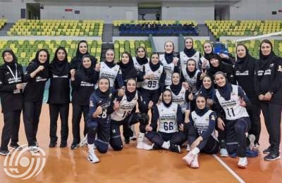 منتخب السيدات الايراني للكرة الطائرة يتوج ببطولة آسيا الوسطى