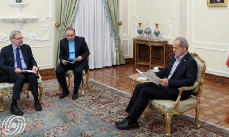 بزشكيان: الدعاية السلبية الامريكية الاوروبية ضد إيران لا أساس لها من الصحة