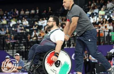 رباع إيراني يحرز الميدالية الفضية ببطولة العالم لرفع الأثقال للمعاقين