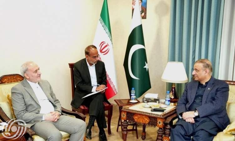 أميري مقدم يعلن عن رغبة إيران الجادة في بناء علاقات تجارية طويلة الأمد مع باكستان