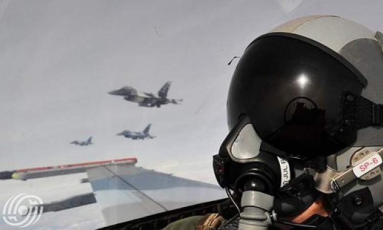 دور الطيارين في الدفاع المقدس خلال العدوان الصهيوني على البلاد