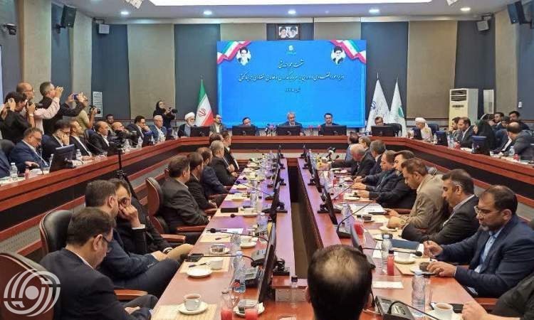 وزير الاقتصاد الايراني: هي الاولوية الاولى للحكومة