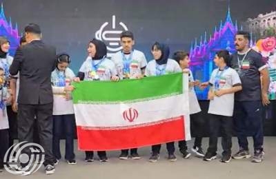 فريق الروبوتات الطلابي الإيراني يفوز ببطولة آسيا فريق الروبوتات الطلابي الإيراني يفوز ببطولة آسيا