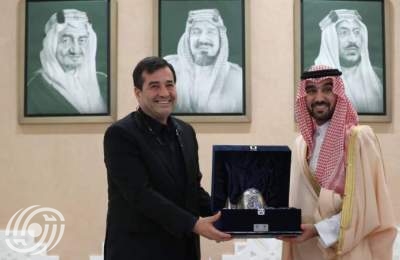لقاء وزيرا الرياضة الإيراني والسعودي في الرياض