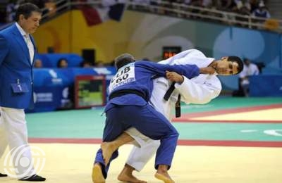 لاعب إيراني كفيف يحرز الميدالية الذهبية ببطولة آسيا للجودو لاعب إيراني كفيف يحرز الميدالية الذهبية ببطولة آسيا للجودو