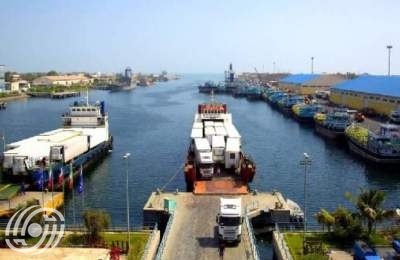 46% زيادة في حركة البضائع في موانئ شرق هرمزغان 46% زيادة في حركة البضائع في موانئ شرق هرمزغان