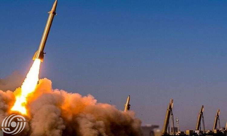 إيران قادرة علی إطلاق 2000 صاروخ دفعة واحدة في الحرب المقبلة