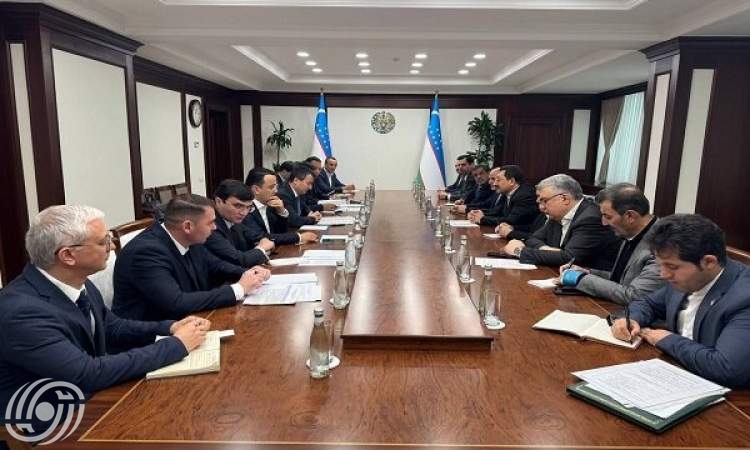 وزیر الصناعة الايراني يعلن عن اعداد وثيقة شاملة لتطوير العلاقات التجارية مع أوزبكستان