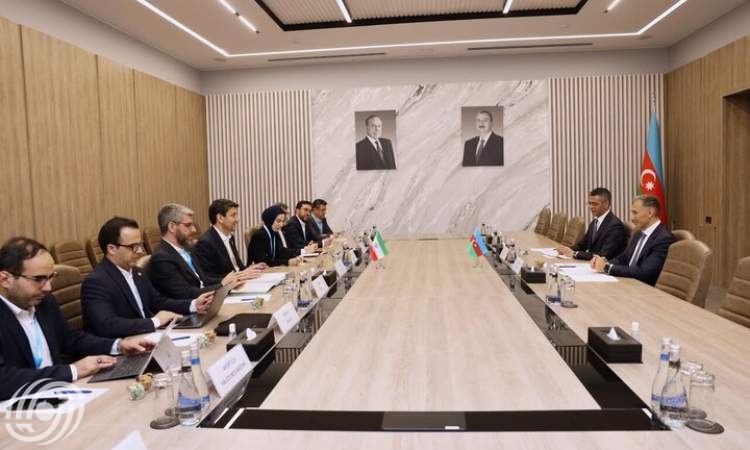 تعاون إيراني أذربيجاني في مجال الترددات والفضاء والبنية التحتية