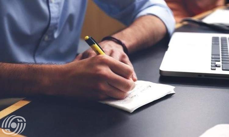 لماذا معظم الناس يستخدمون اليد اليمنى؟