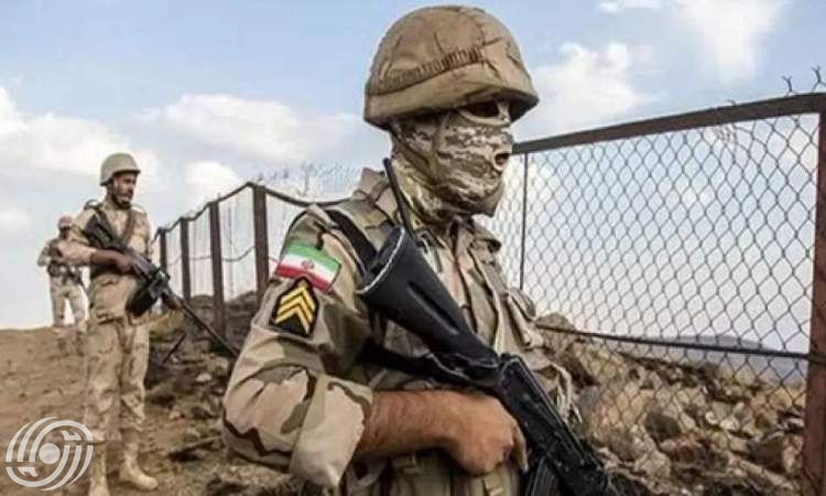 حرس الحدود في ميناب يوجه تحذيرا شديدا لناقلة نفط أجنبية في الخليج الفارسي