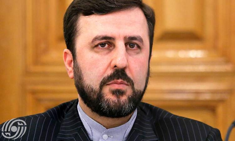 عدم إصدار تأشيرات لأعضاء اتحاد كرة القدم أمر غير قانوني