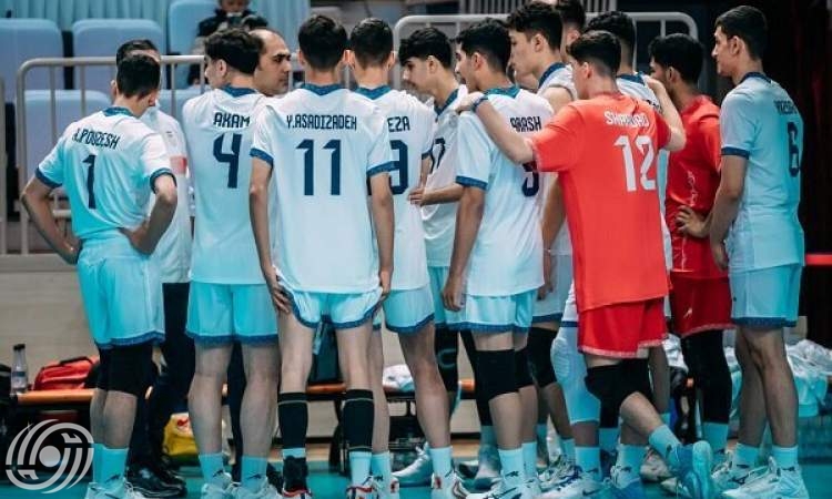 فريق الكرة الطائرة الطلابي الإيراني يتوج بطلاً للعالم